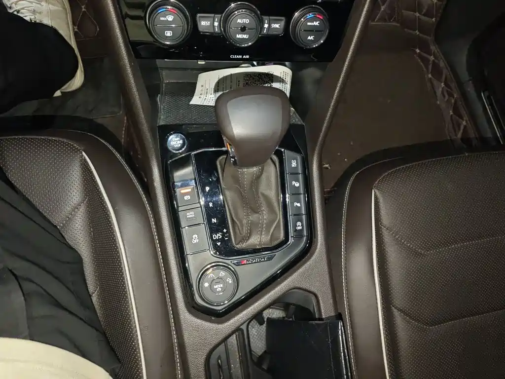 Volkswagen Tiguan L — миниатюра 15