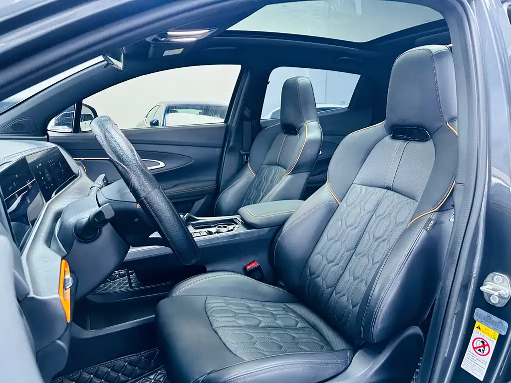Changan UNI-T — миниатюра 10