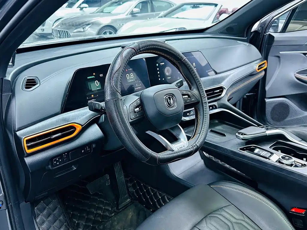 Changan UNI-T — миниатюра 5