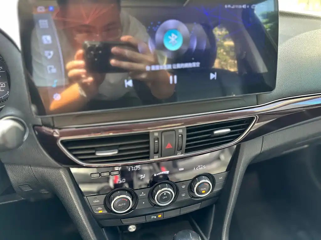 Mazda Atenza — миниатюра 8