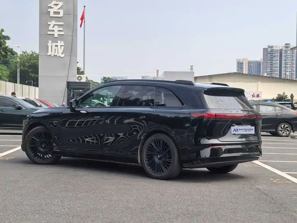 XPeng G9 — миниатюра 5