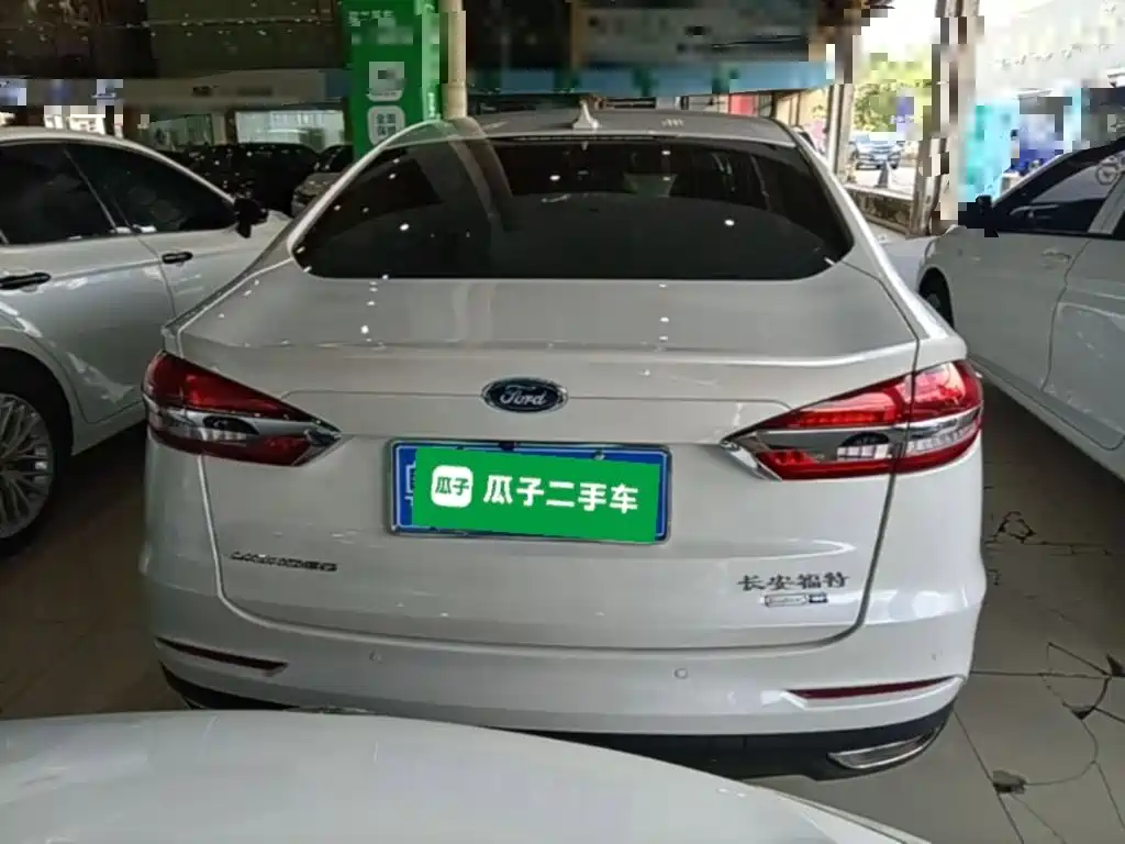 Ford Mondeo — миниатюра 6