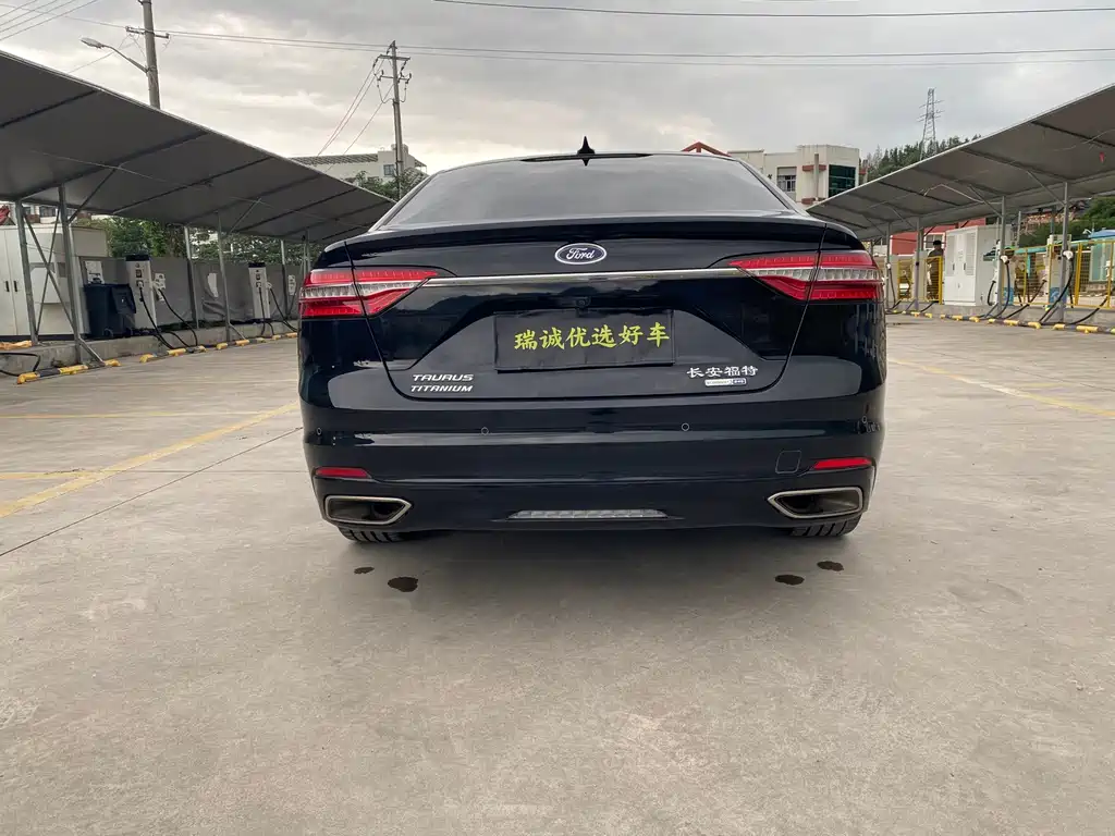 Ford Taurus — миниатюра 6