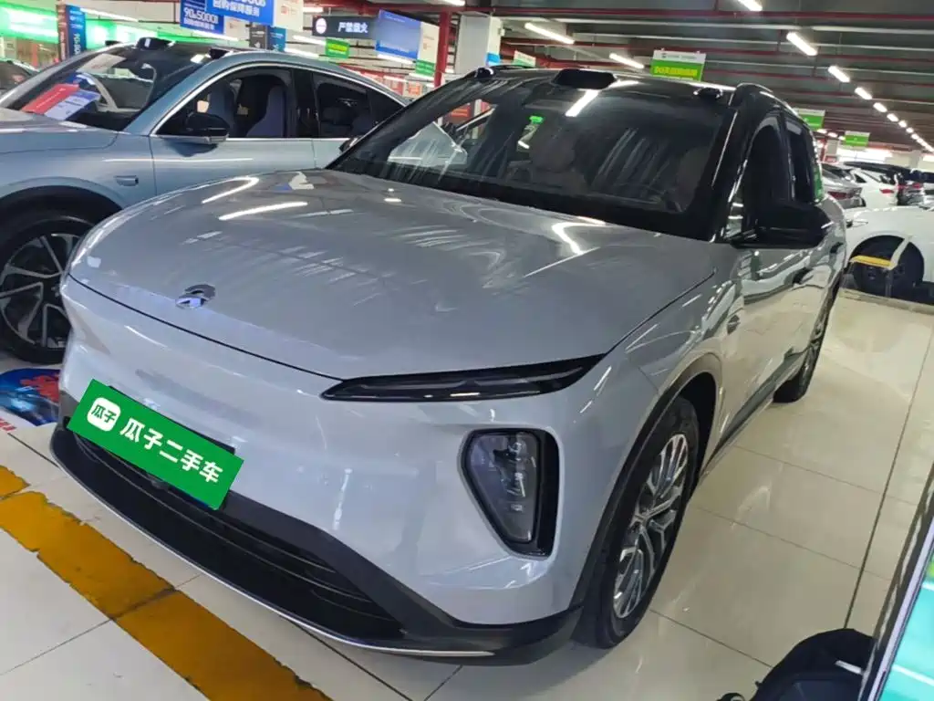 NIO ES6