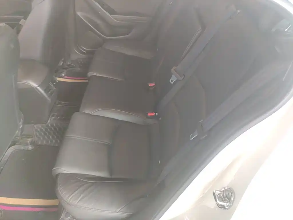 Mazda 3 Axela — миниатюра 17