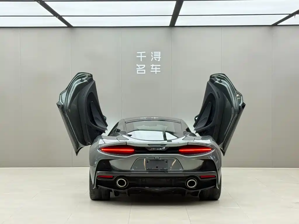 McLaren GT — миниатюра 13