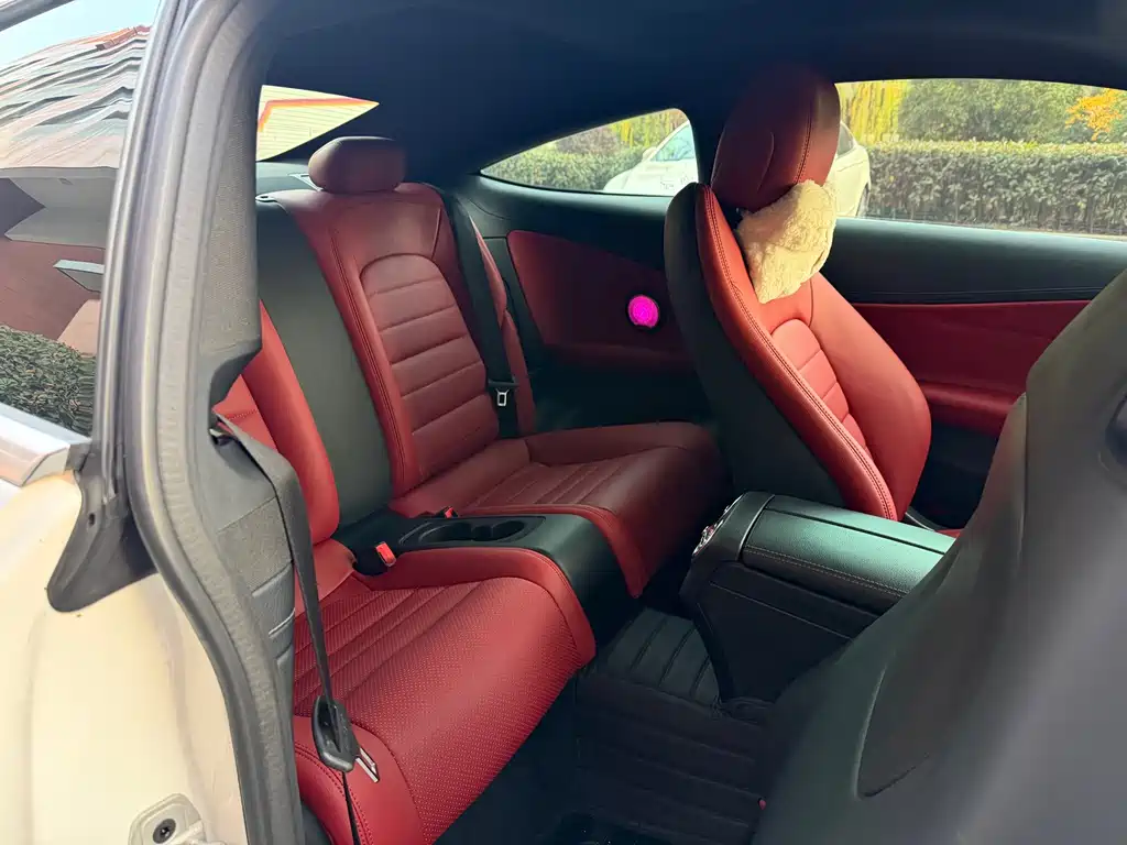 Mercedes-Benz C-Class (Import) — миниатюра 11
