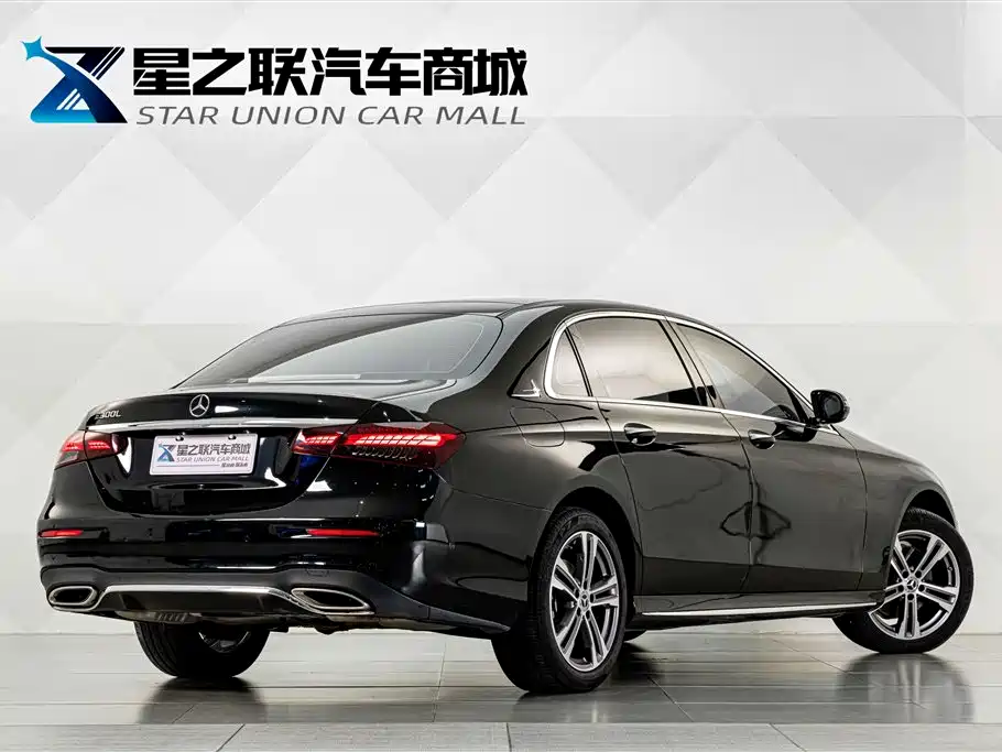 Mercedes-Benz E-Class — миниатюра 6