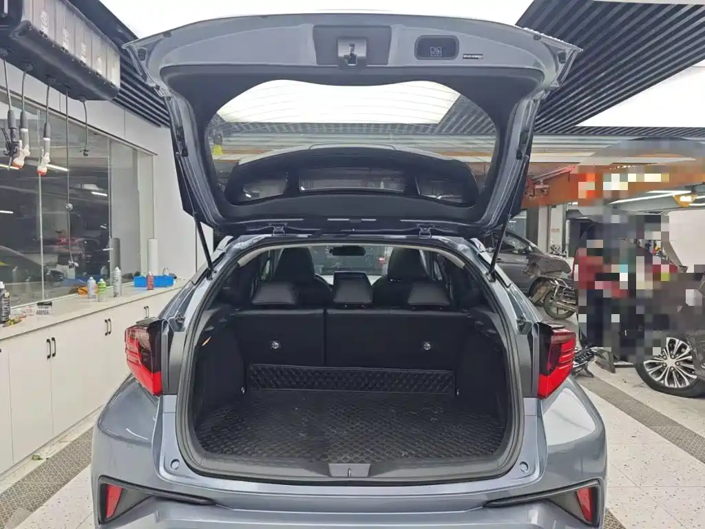 Toyota C-HR — миниатюра 19
