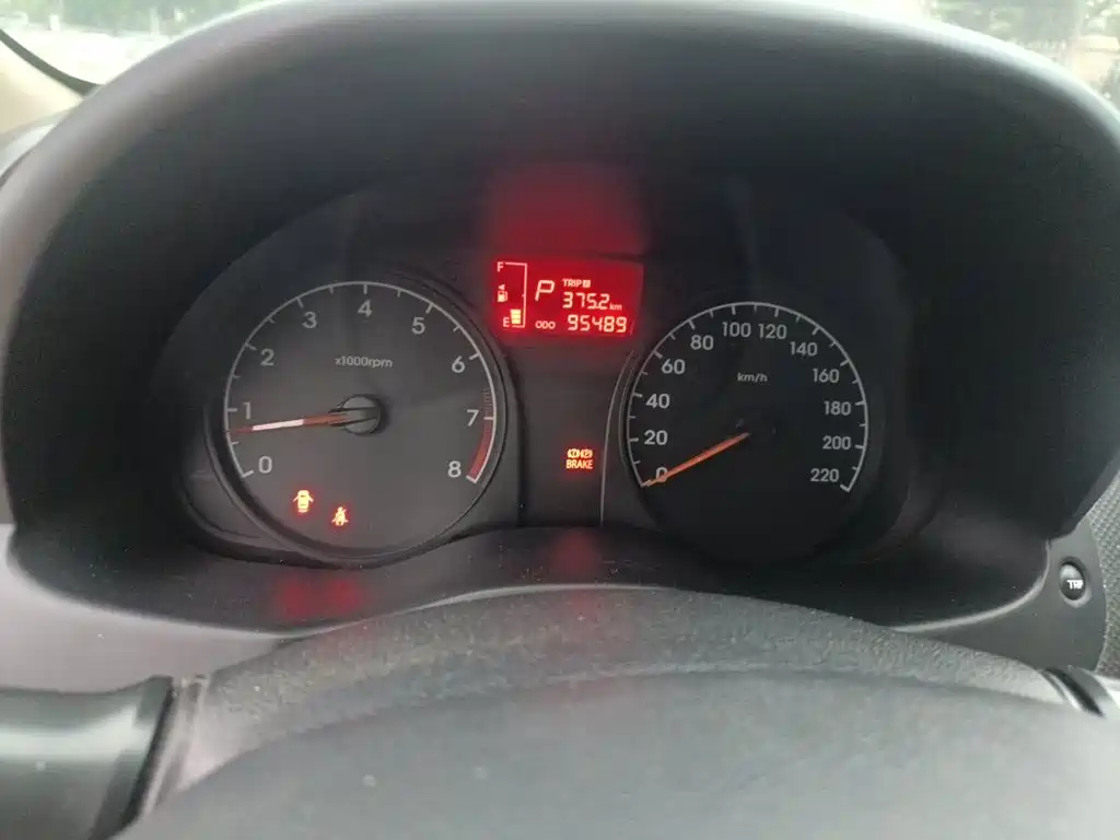 Hyundai Verna — миниатюра 7