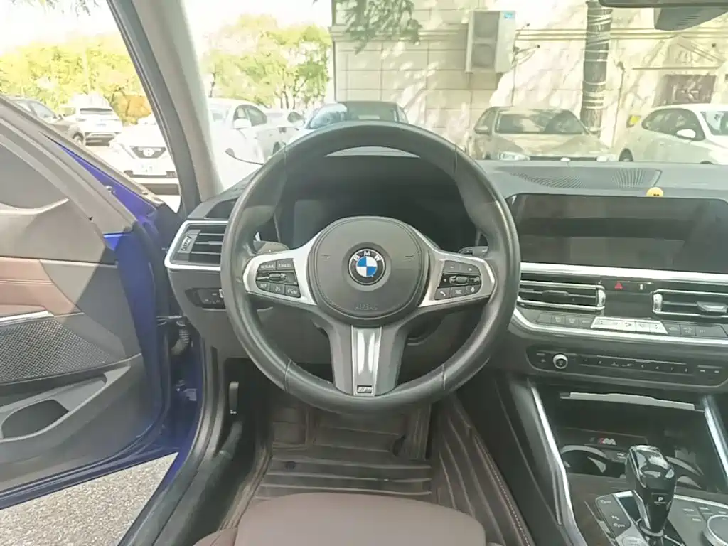 BMW 3 Series — миниатюра 11