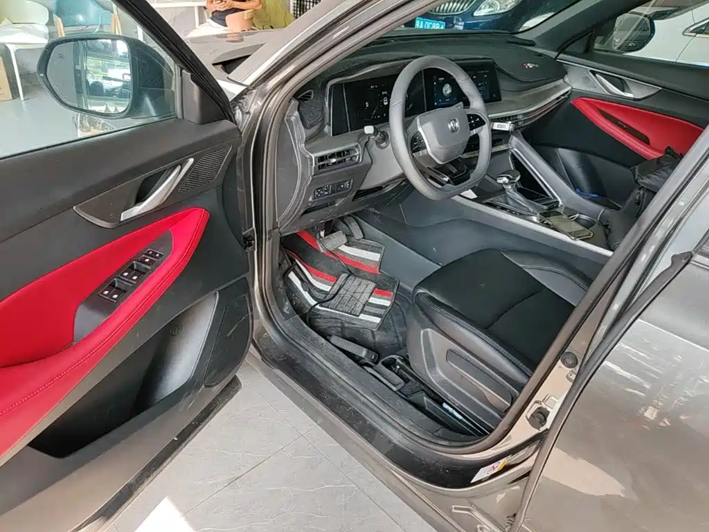 Changan CS35PLUS — миниатюра 16