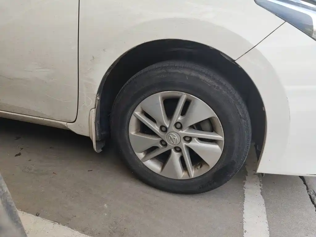 Toyota Corolla — миниатюра 8