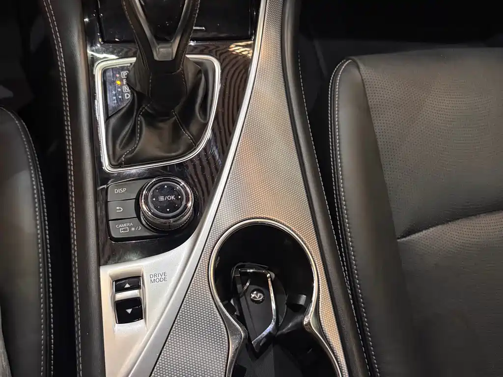 Infiniti Q50L — миниатюра 39