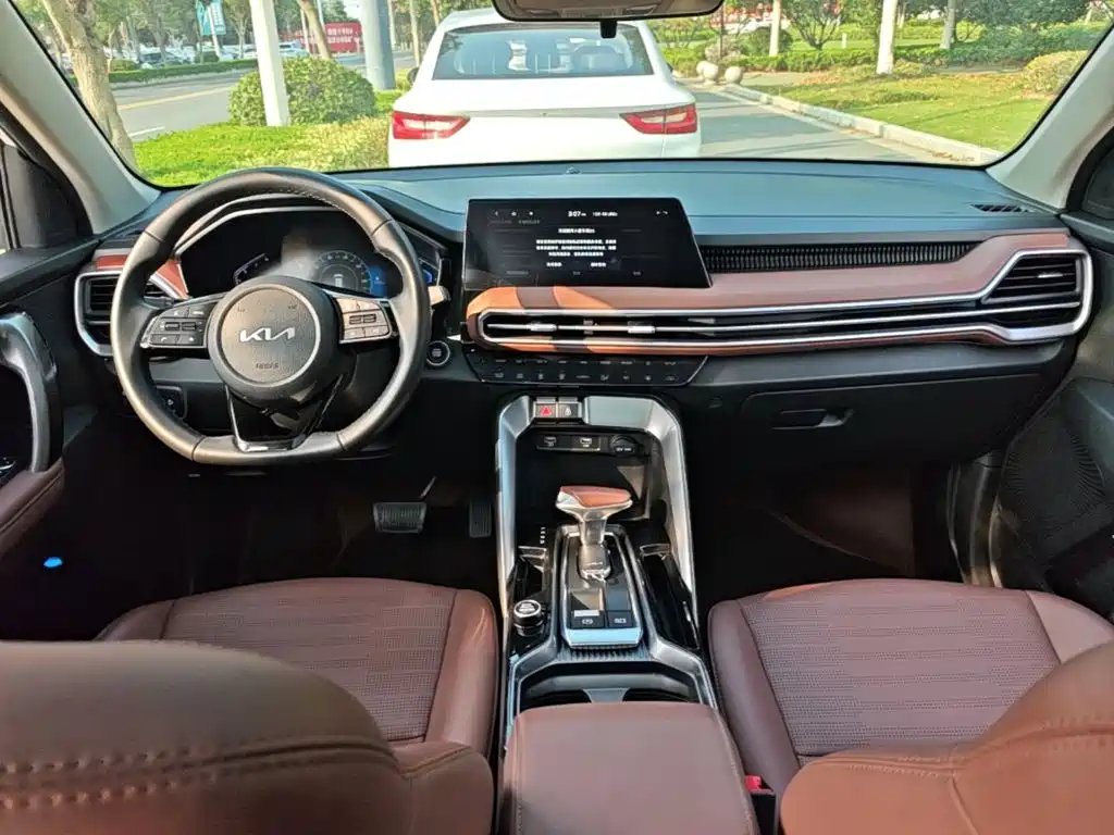 Kia Sportage — миниатюра 10