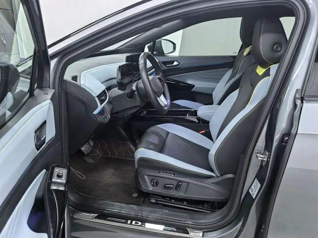 Volkswagen ID.4 X — миниатюра 4