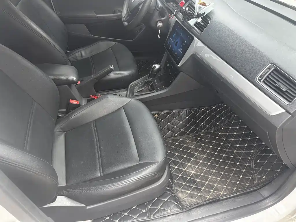 Volkswagen Lavida — миниатюра 15