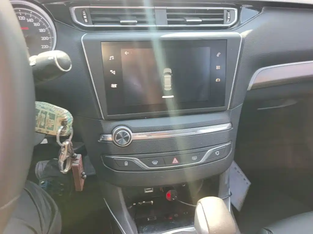 Peugeot 408 — миниатюра 13