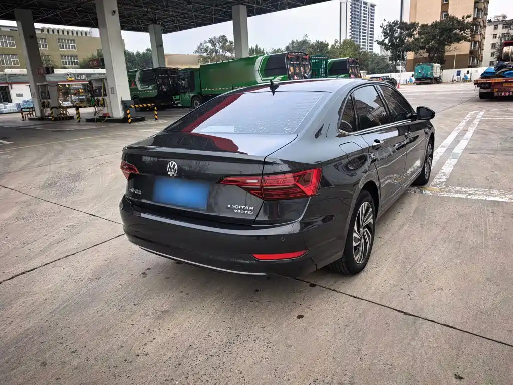 Volkswagen Sagitar — миниатюра 23