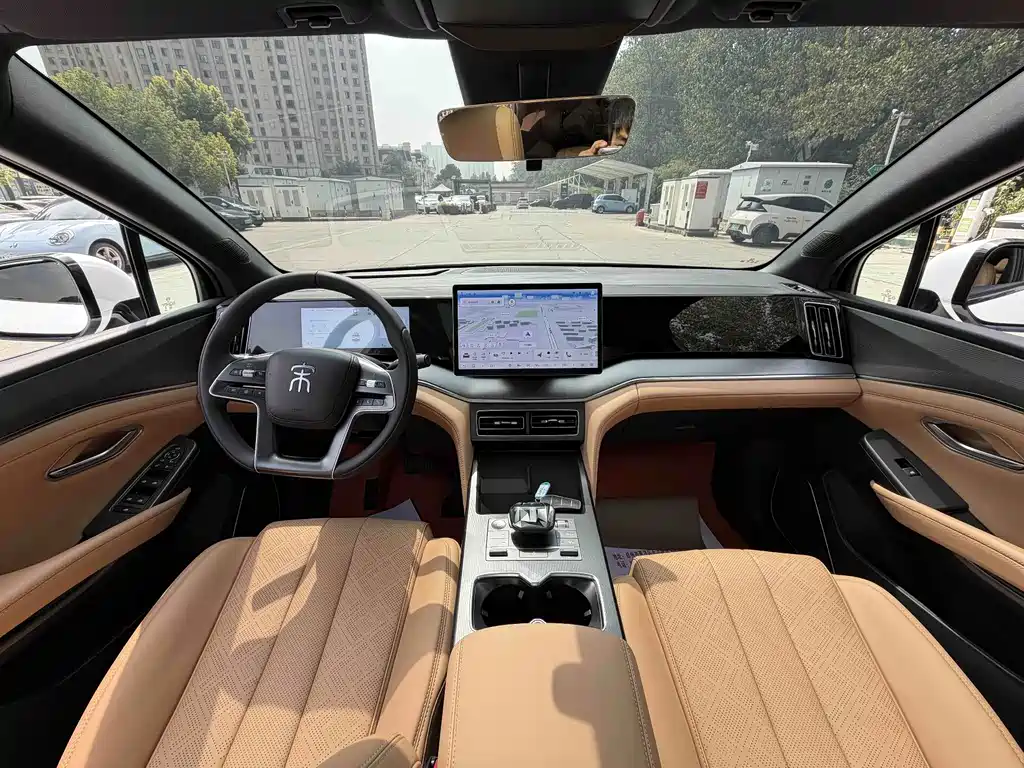BYD L DM-i — миниатюра 20