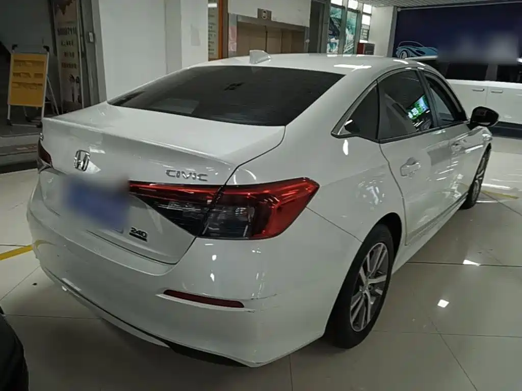 Honda Civic — миниатюра 7