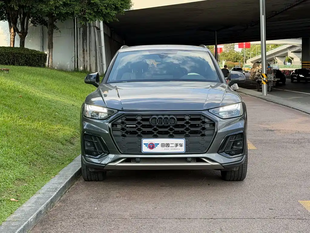 Audi Q5L — миниатюра 2