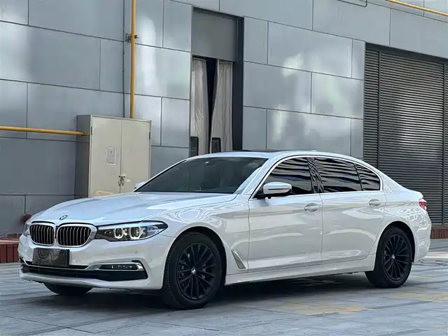 BMW 5 SERIES 2019
