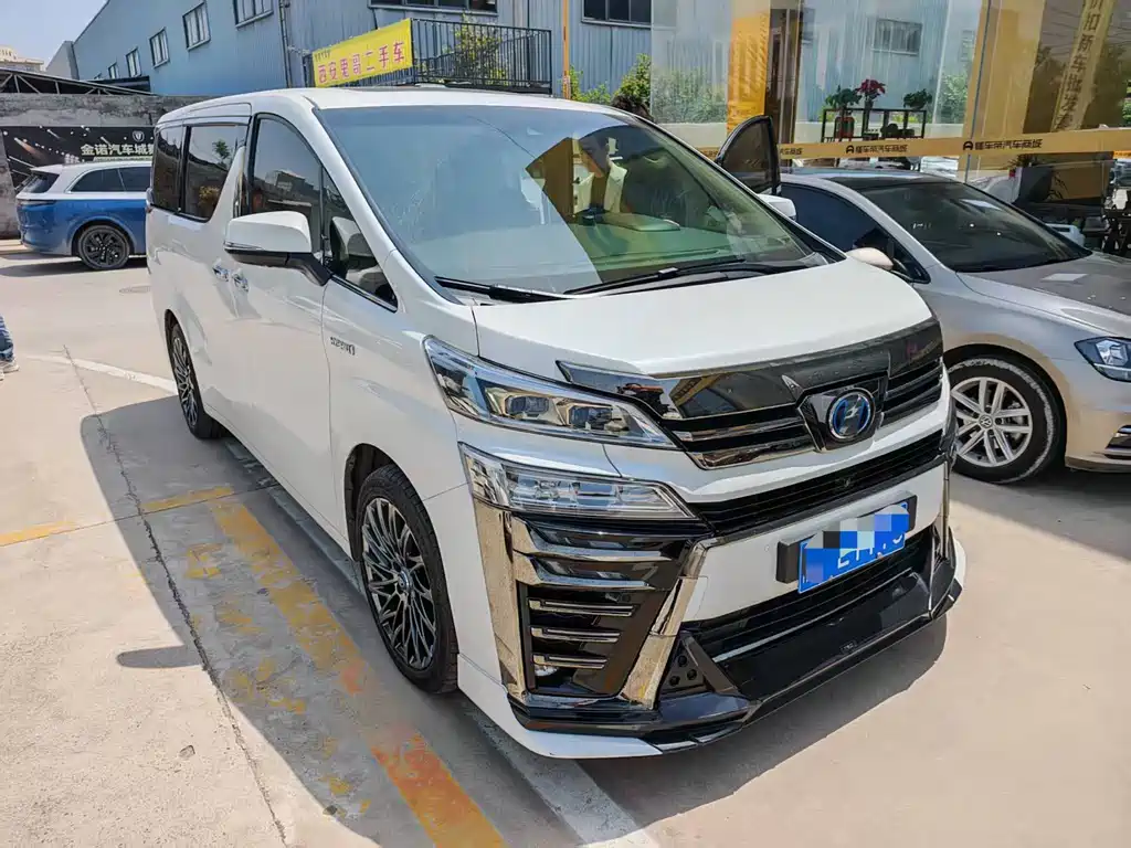 Toyota Vellfire 2023