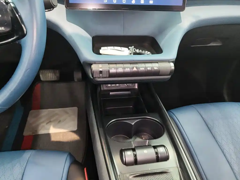 BYD Dolphin — миниатюра 14