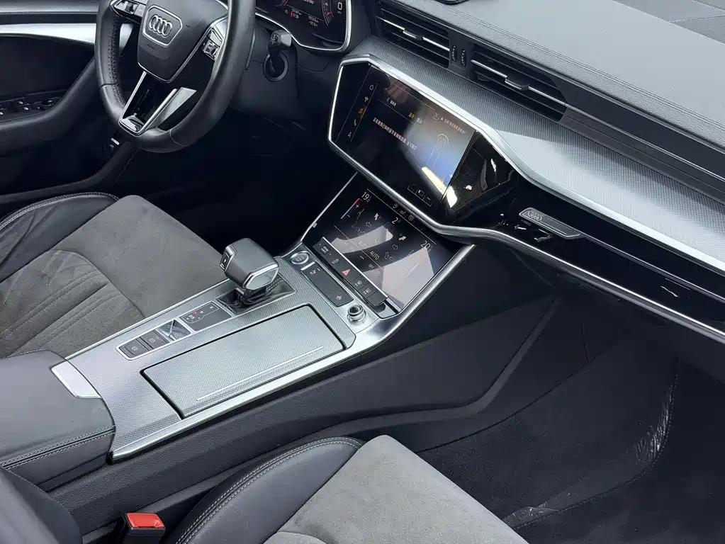 Audi A6L — миниатюра 10