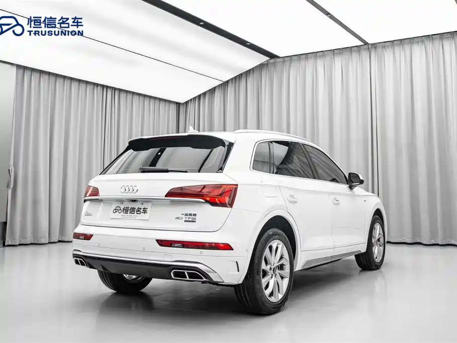 Audi Q5L 2022 40T Luxury