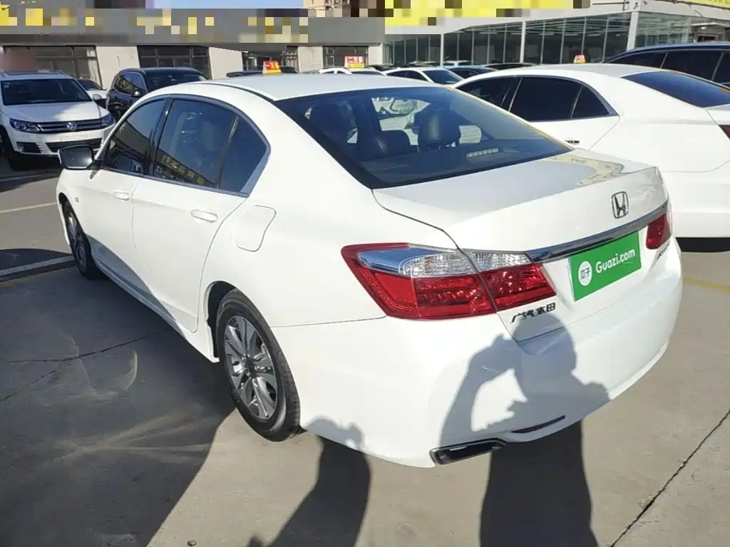 Honda Accord — миниатюра 5