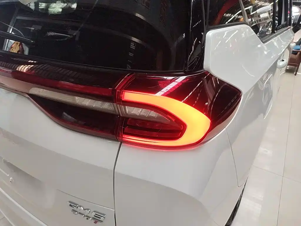 GAC Motor Trumpchi M6 — миниатюра 8