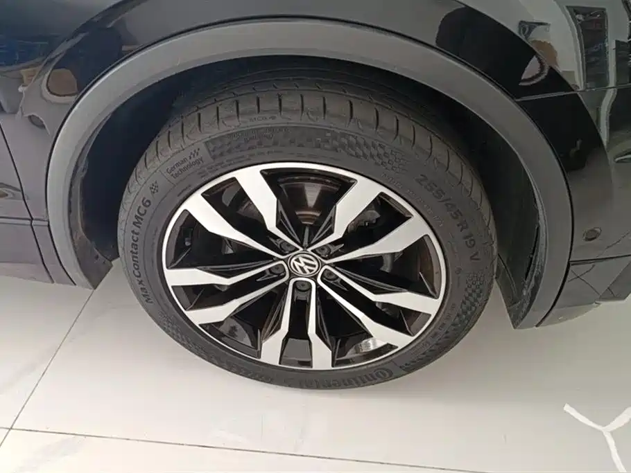 VOLKSWAGEN TIGUAN L NEW ENERGY