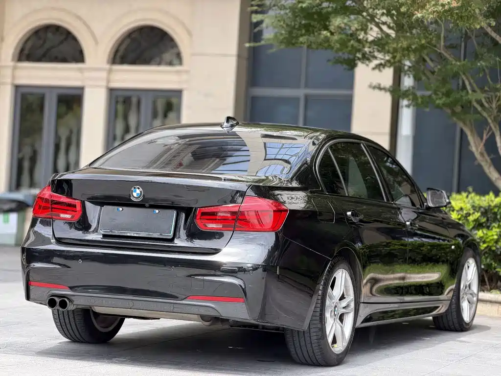BMW 3 Series — миниатюра 10