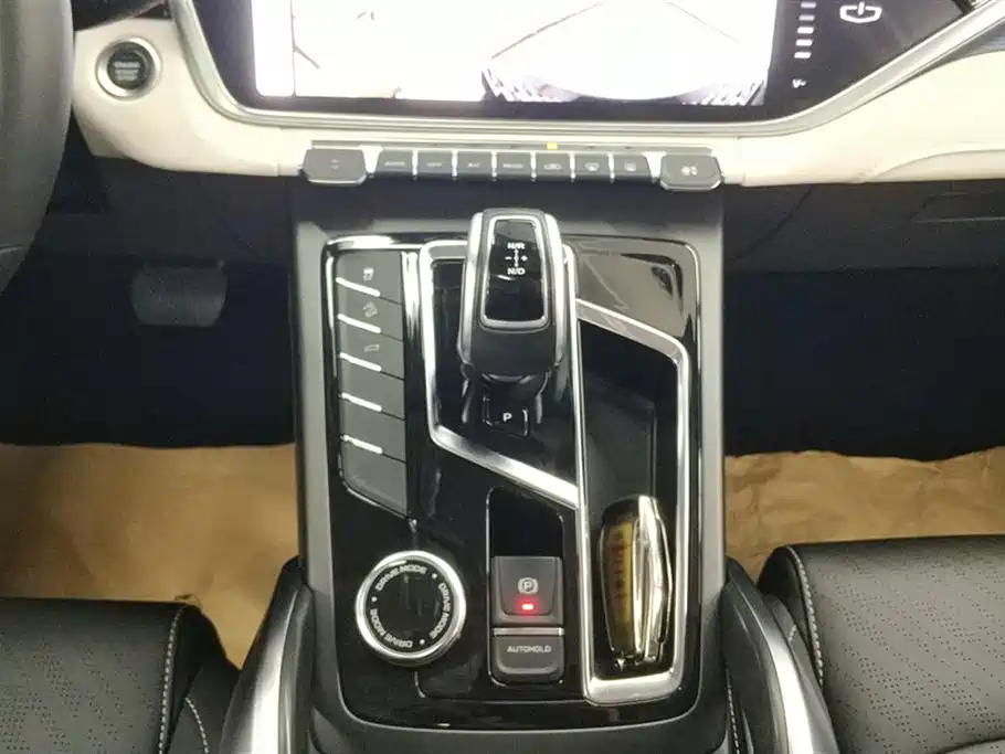 GEELY AUTOMOBILE BOYUE