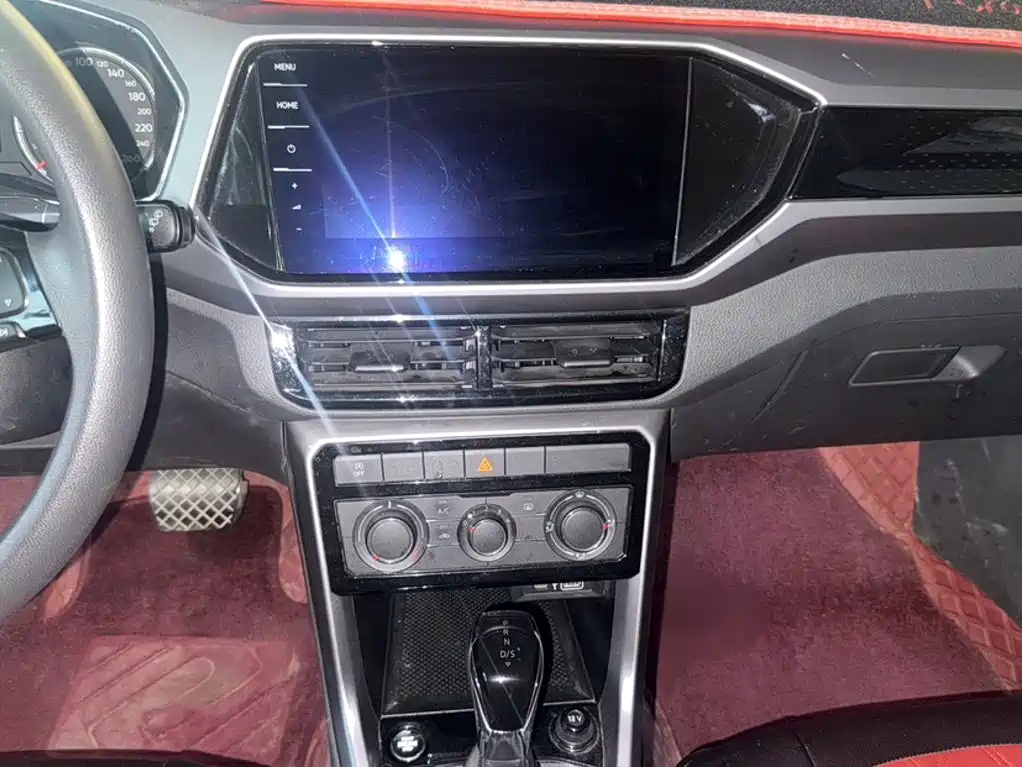 Volkswagen T-Cross — миниатюра 19