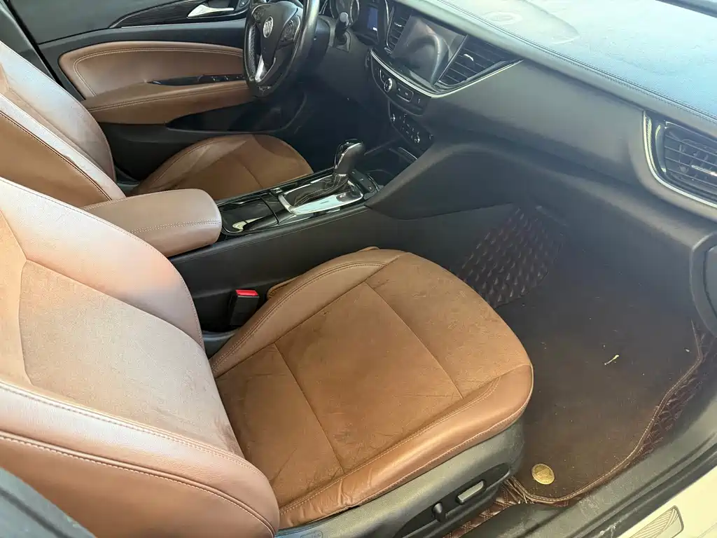 Buick Regal — миниатюра 4
