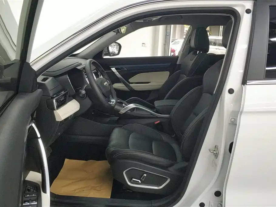 GEELY AUTOMOBILE BOYUE