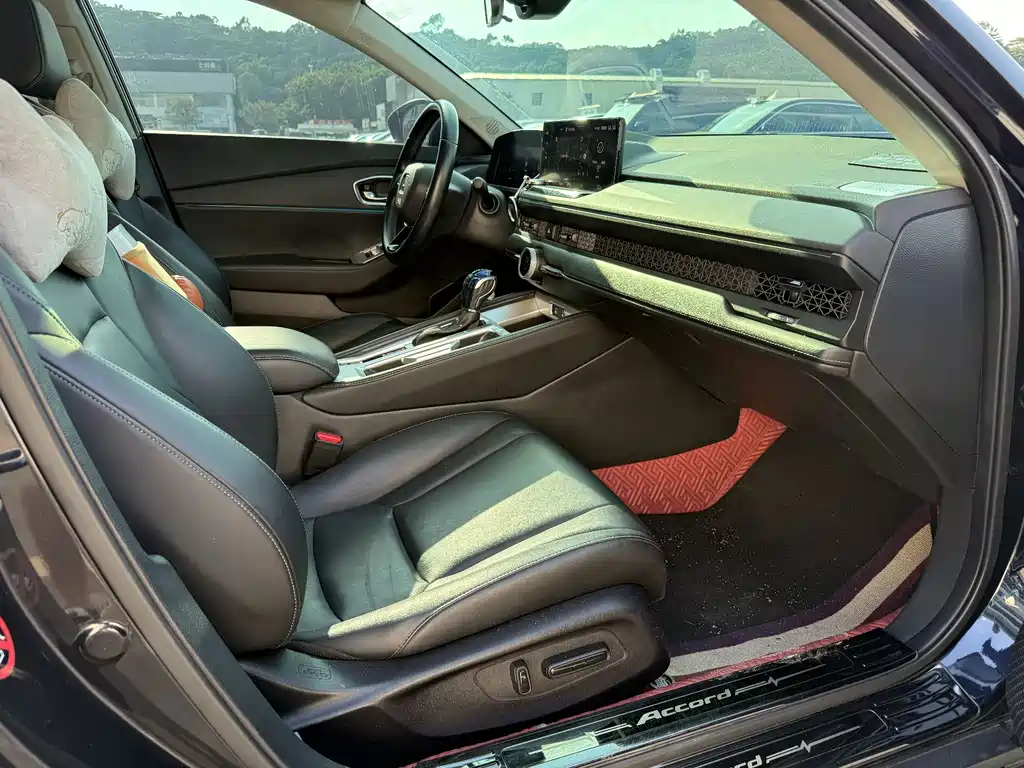 Honda Accord — миниатюра 11