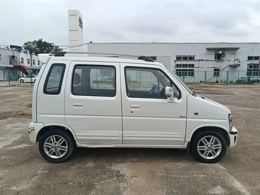 Suzuki Wagon R — миниатюра 5