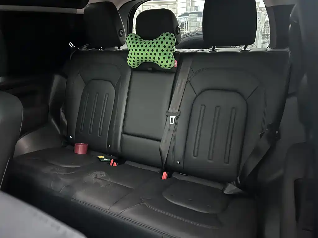 Land Rover Defender — миниатюра 16