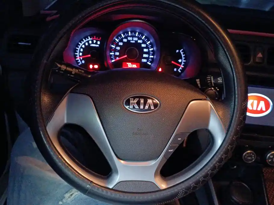 Kia K2 — миниатюра 12