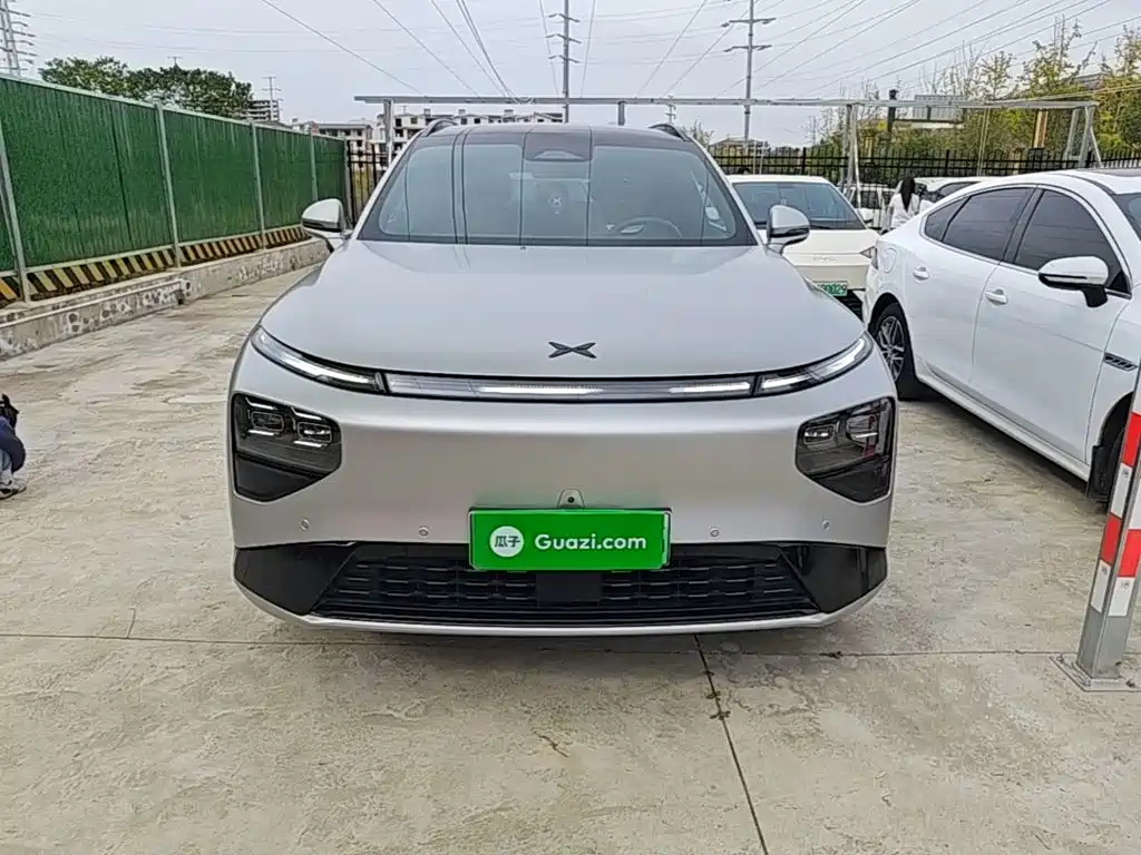 XPeng G9 — миниатюра 3
