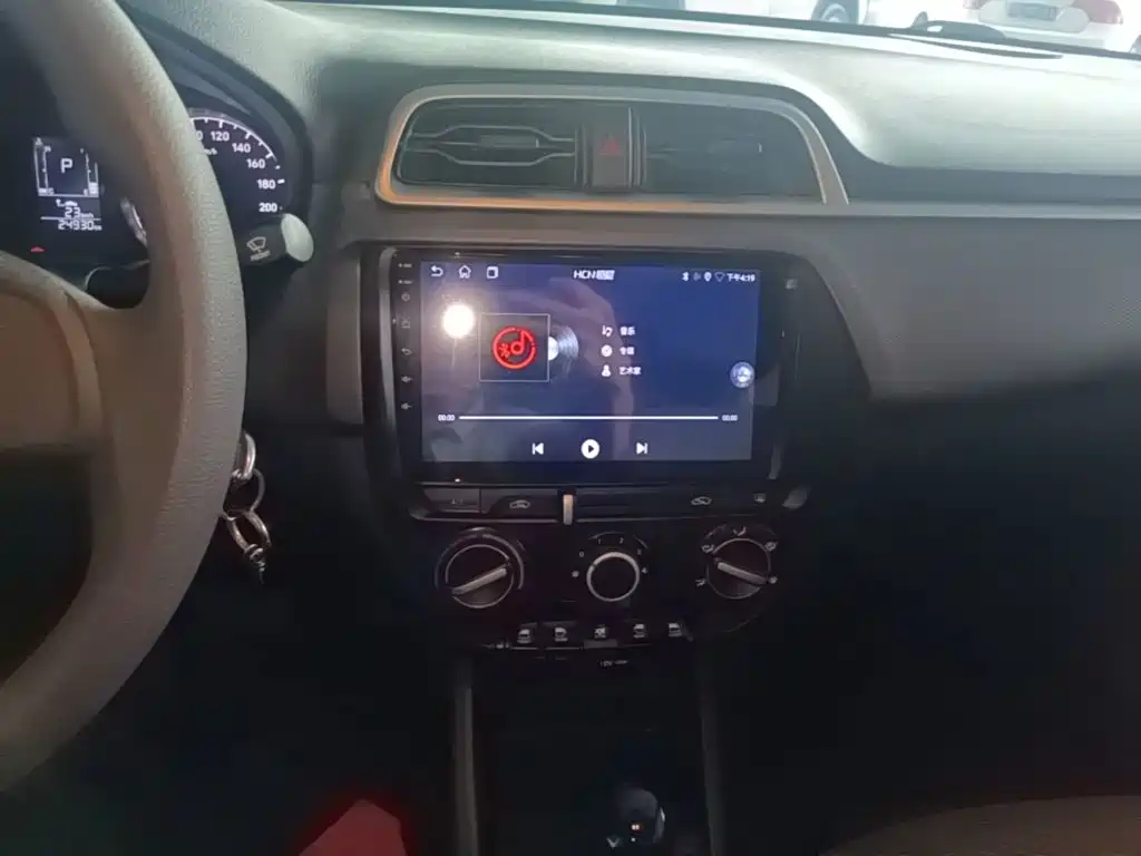 Hyundai Verna — миниатюра 13