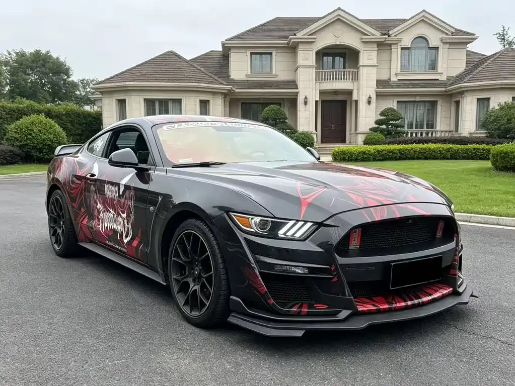Ford Mustang — миниатюра 3