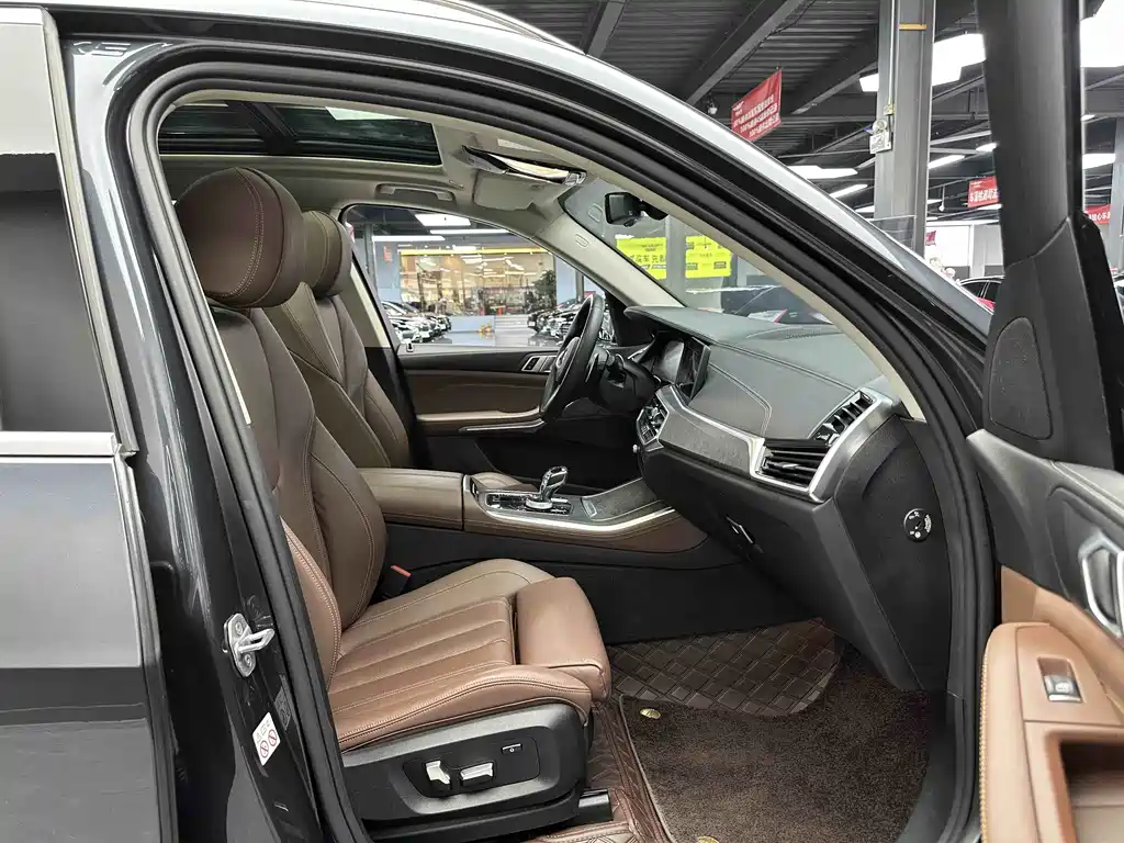 BMW X5 2019 xDrive40i M Sport