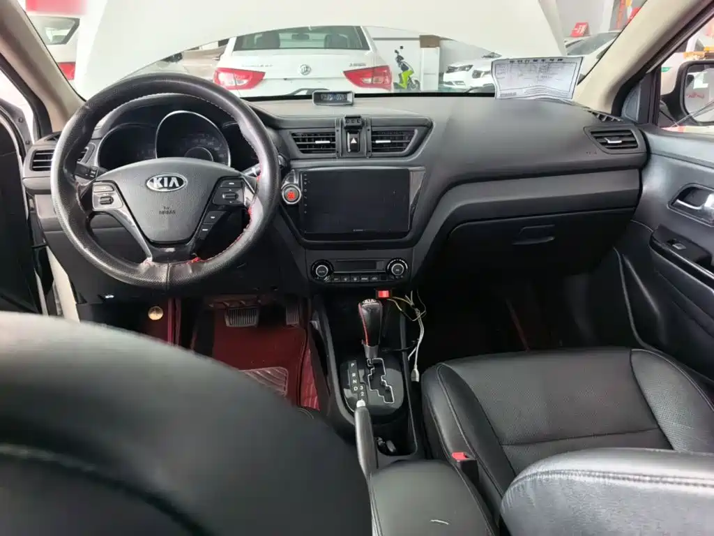 Kia K2 — миниатюра 10
