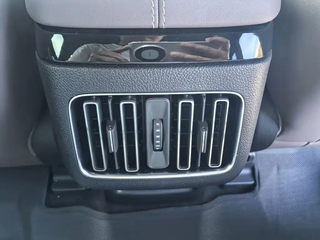 BYD PLUS New Energy — миниатюра 27