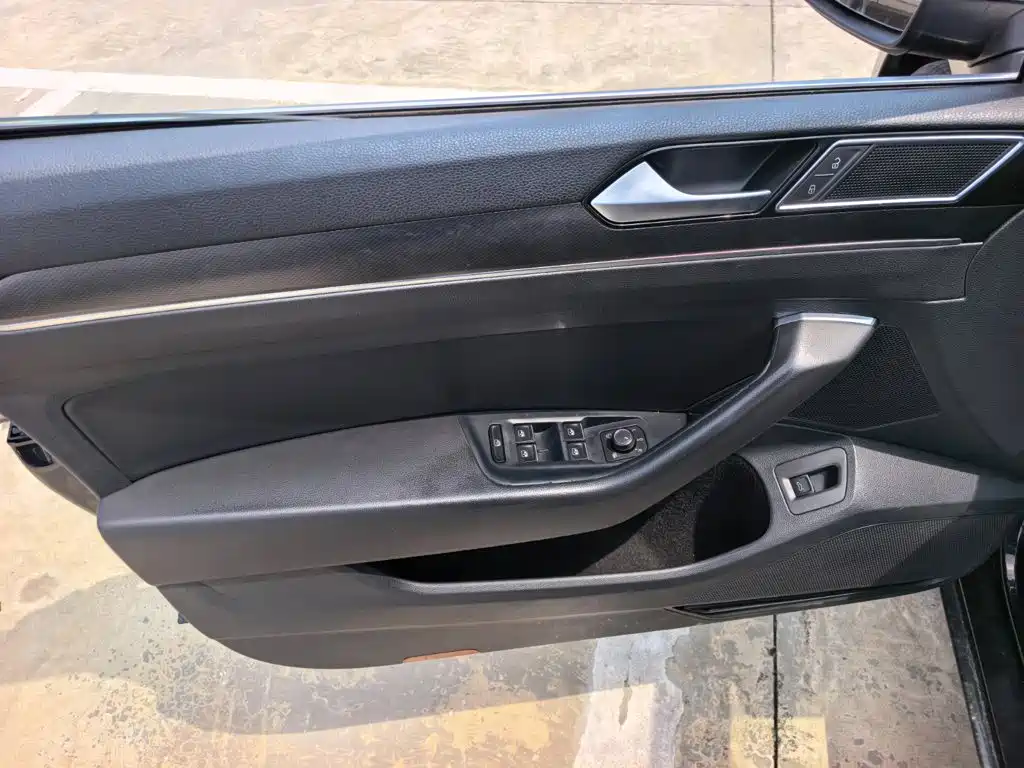 Volkswagen Magotan — миниатюра 6